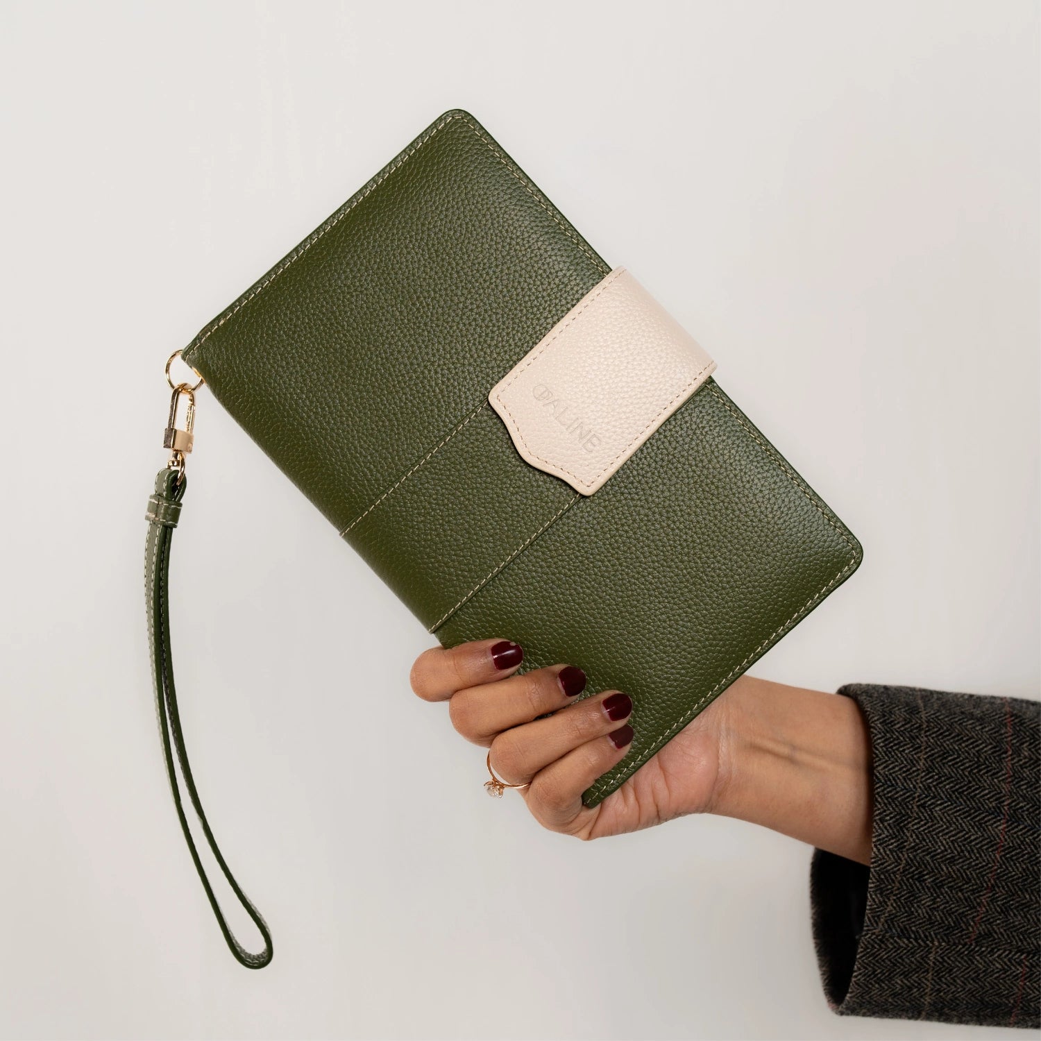 Sora travel wallet - Moss Green
